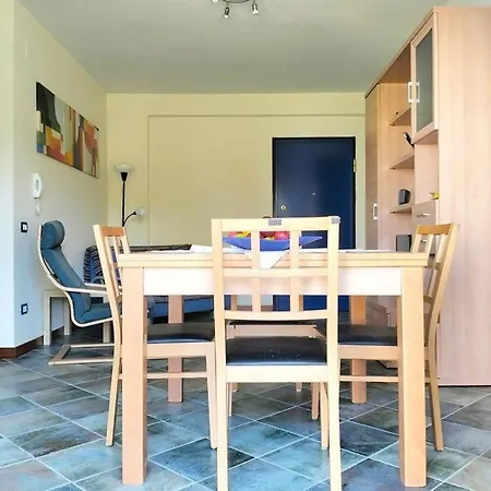 Moderne Ferienwohnung In Cologna Spiaggia Mit Terrasse Apartment