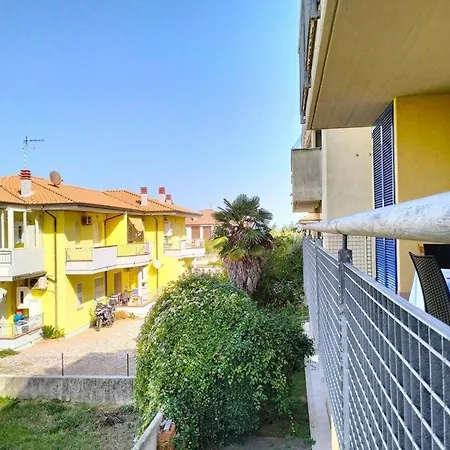 Moderne Ferienwohnung In Cologna Spiaggia Mit Terrasse * L'Annunziata