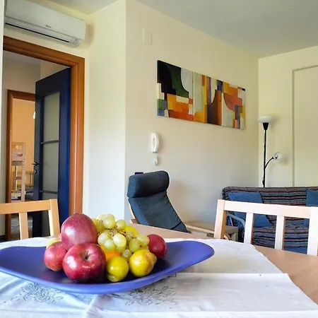 Moderne Ferienwohnung In Cologna Spiaggia Mit Terrasse