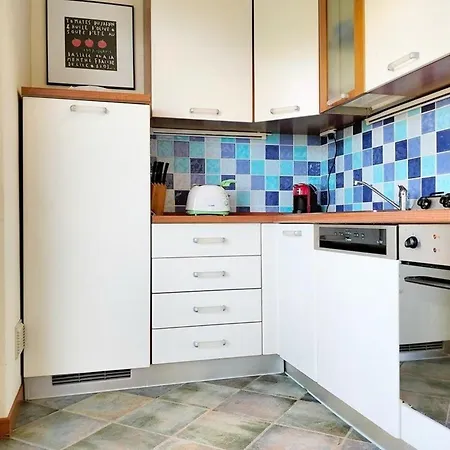 Apartment Moderne Ferienwohnung In Cologna Spiaggia Mit Terrasse L'Annunziata