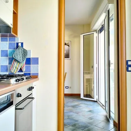 Moderne Ferienwohnung In Cologna Spiaggia Mit Terrasse L'Annunziata