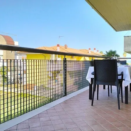 Moderne Ferienwohnung In Cologna Spiaggia Mit Terrasse Apartment *